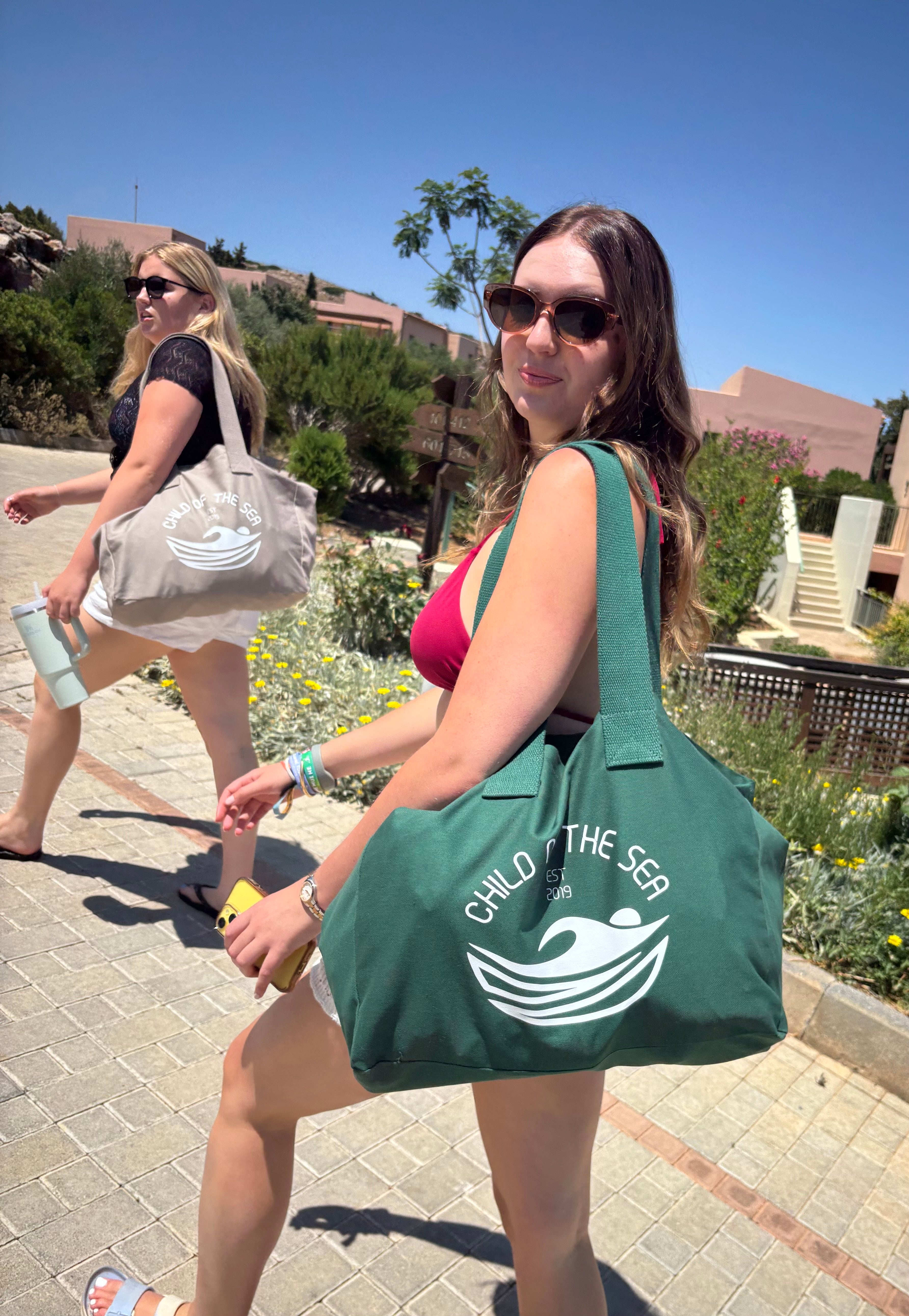 Umiko Canvas Tote / Beach bag- Black / white